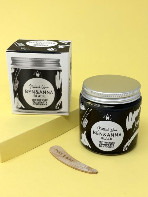 Dentifrice au charbon noir